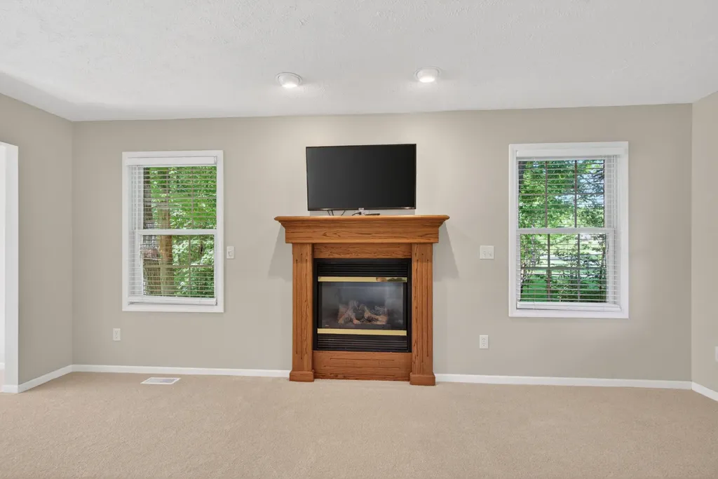2073 Elwood Boulevard Spring Arbor Township MI 49283