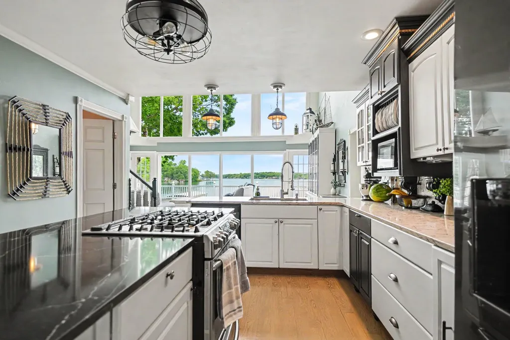 19722 Crescent Beach Road Lockport Township MI 49093