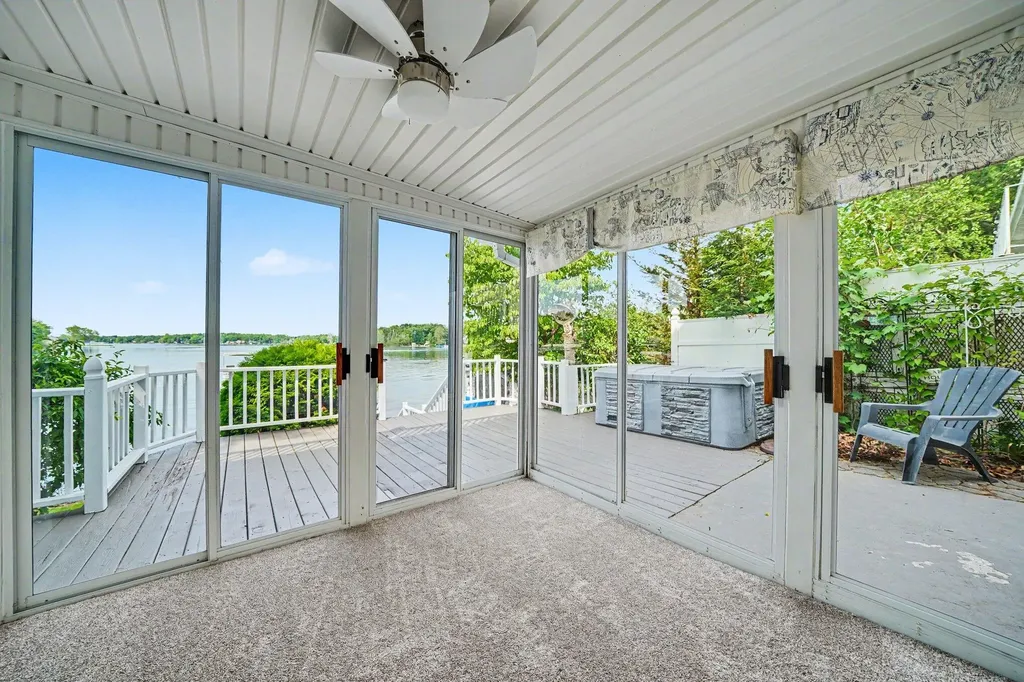 19722 Crescent Beach Road Lockport Township MI 49093