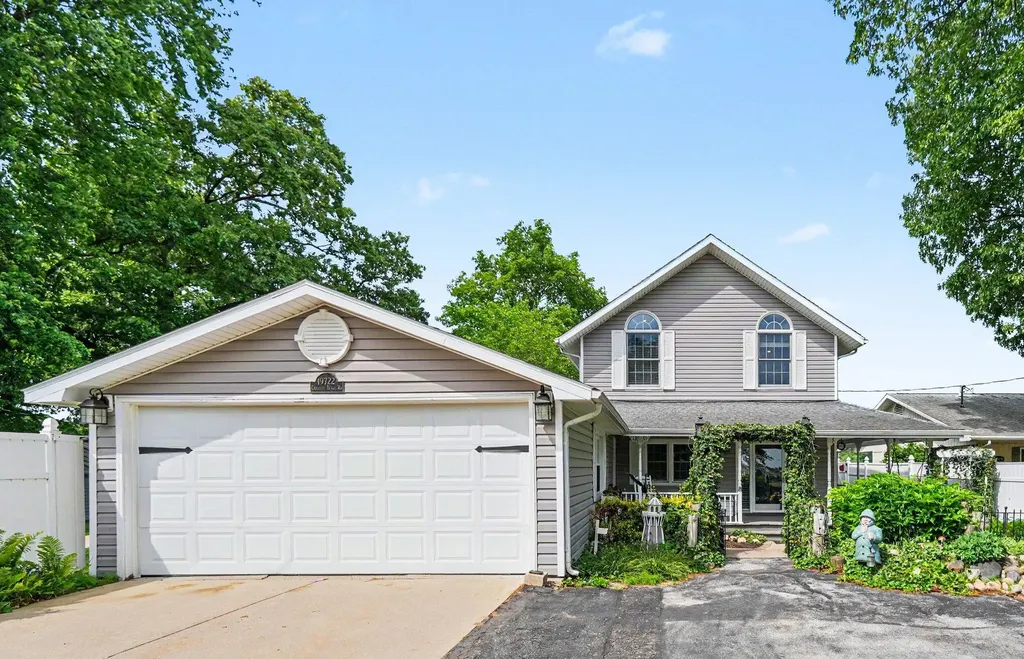 19722 Crescent Beach Road Lockport Township MI 49093