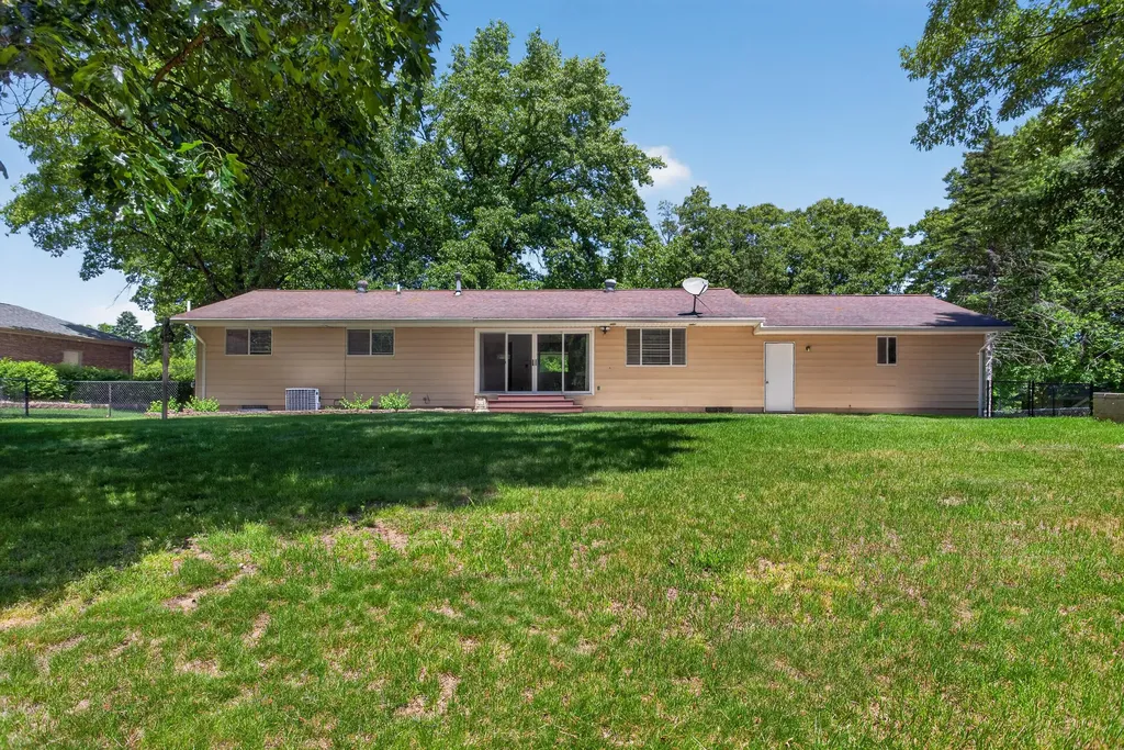 782 Bellflower Drive Columbia Township MI 49230