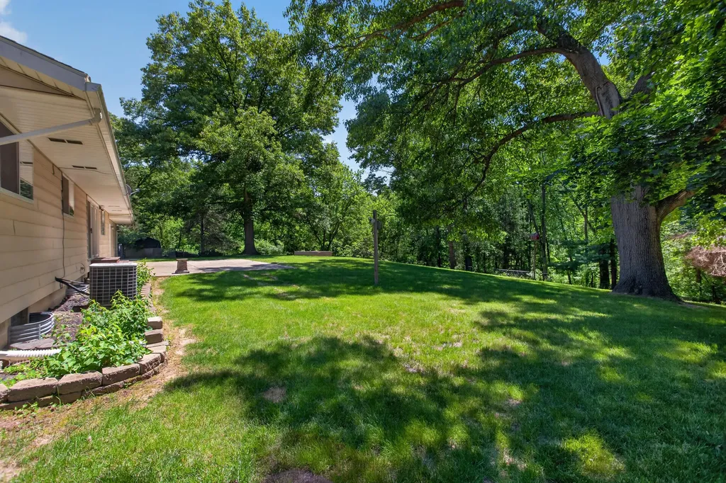 782 Bellflower Drive Columbia Township MI 49230