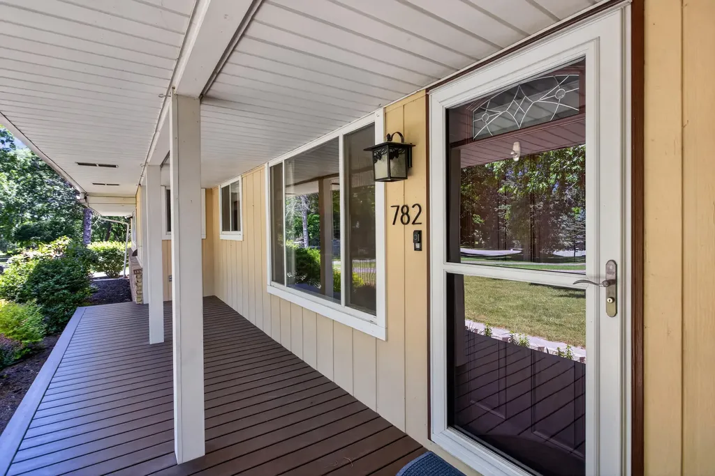 782 Bellflower Drive Columbia Township MI 49230