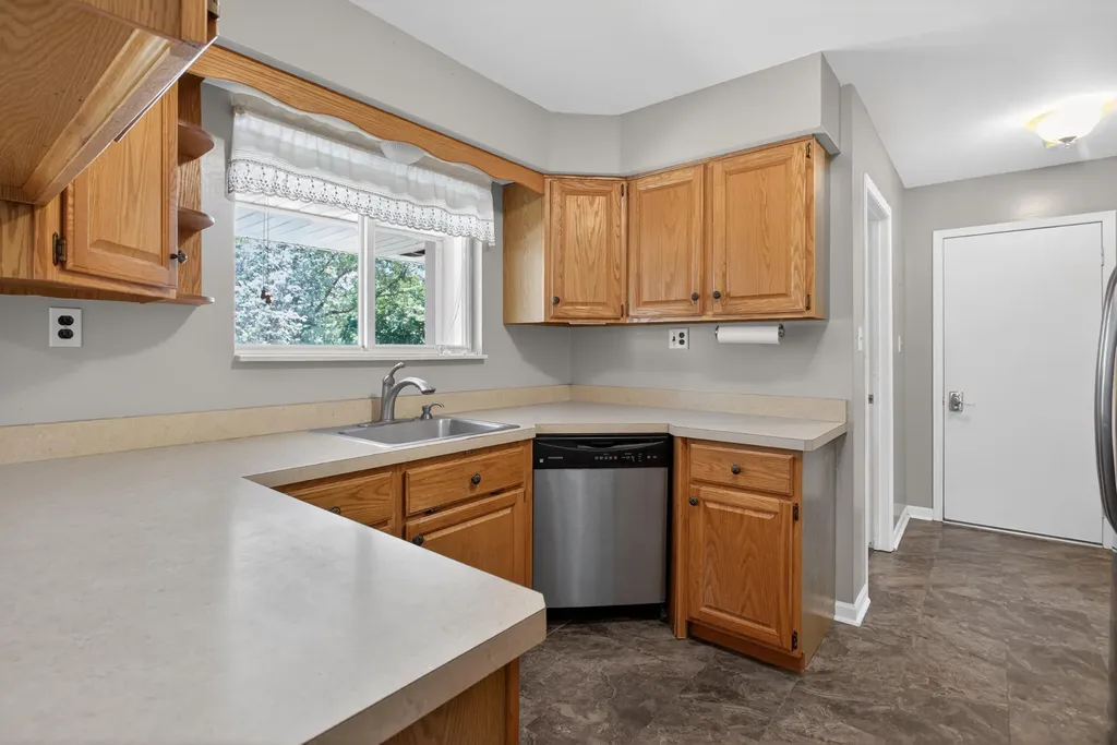 782 Bellflower Drive Columbia Township MI 49230