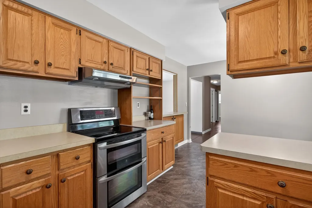 782 Bellflower Drive Columbia Township MI 49230