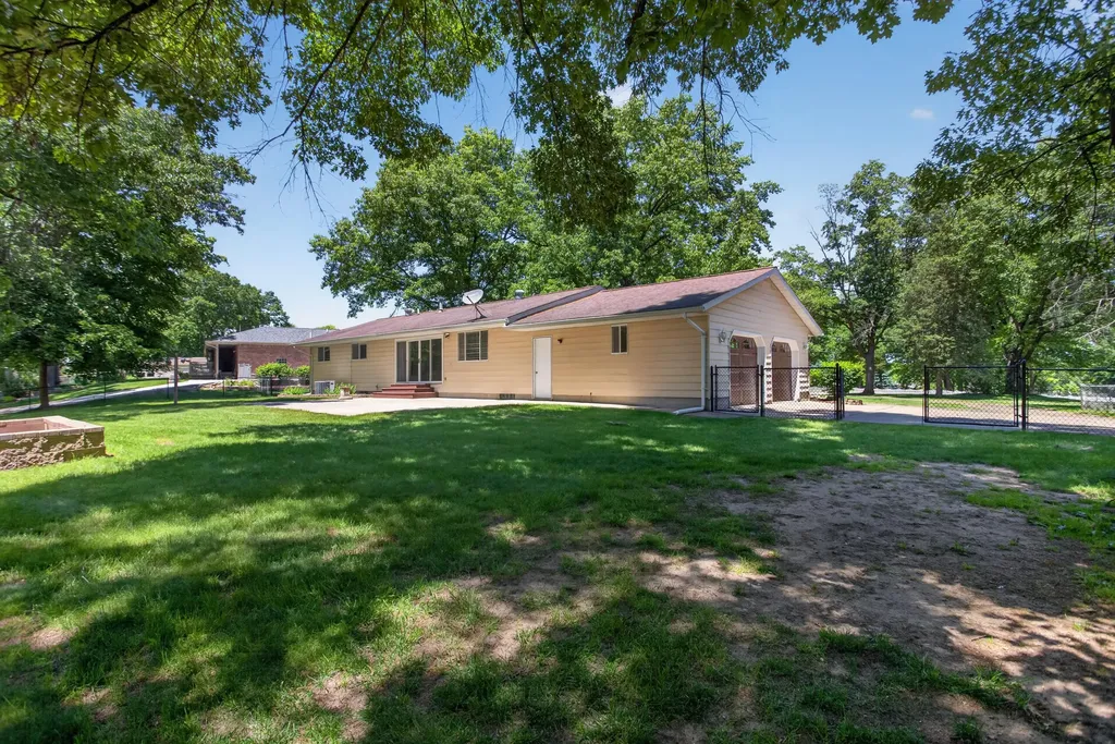782 Bellflower Drive Columbia Township MI 49230