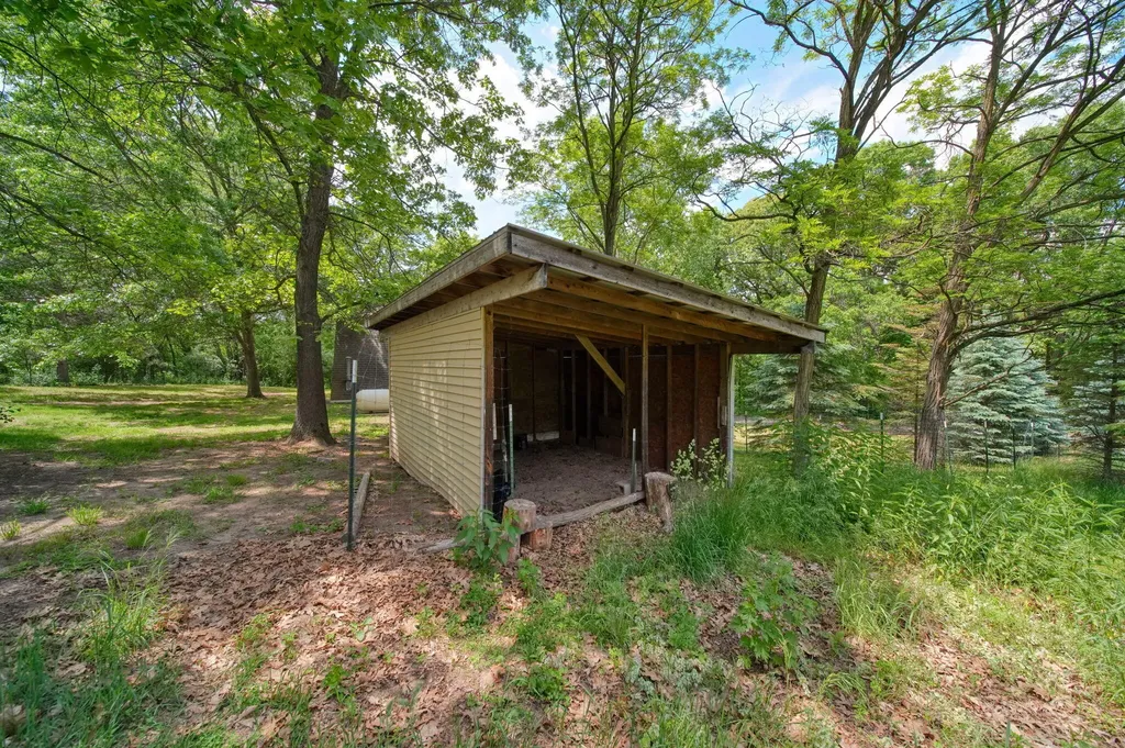 7925 Seymour Road Leoni Township MI 49240