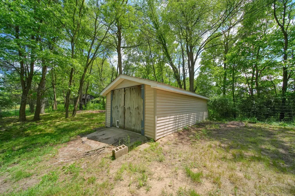 7925 Seymour Road Leoni Township MI 49240