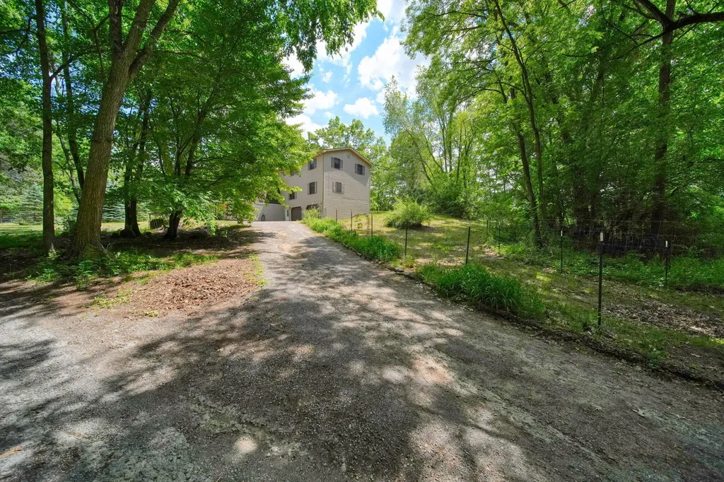 7925 Seymour Road Leoni Township MI 49240