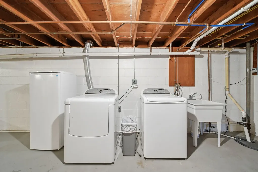 1321 Michael Drive Blackman Charter Township MI 49202