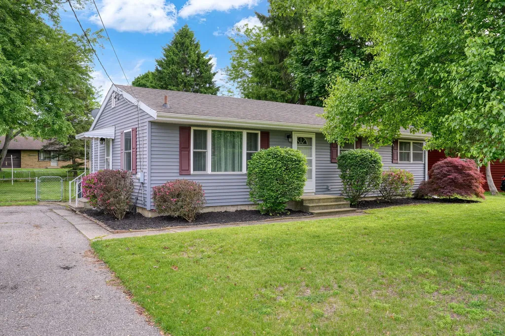1321 Michael Drive Blackman Charter Township MI 49202