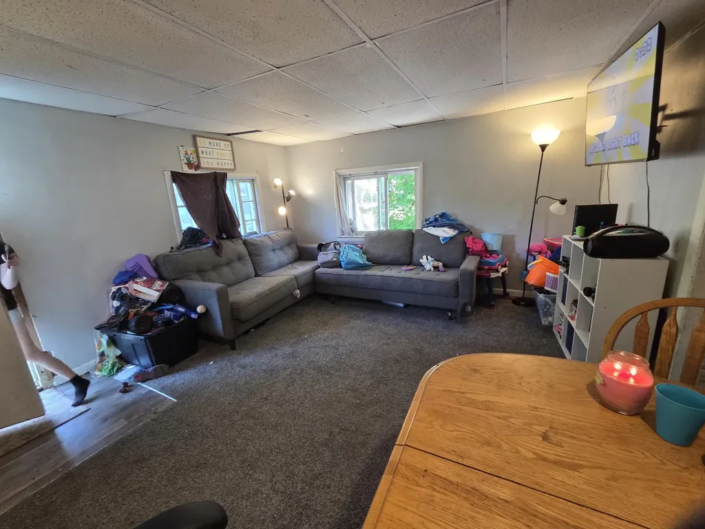 1156 Fairfax Avenue Leoni Township MI 49203