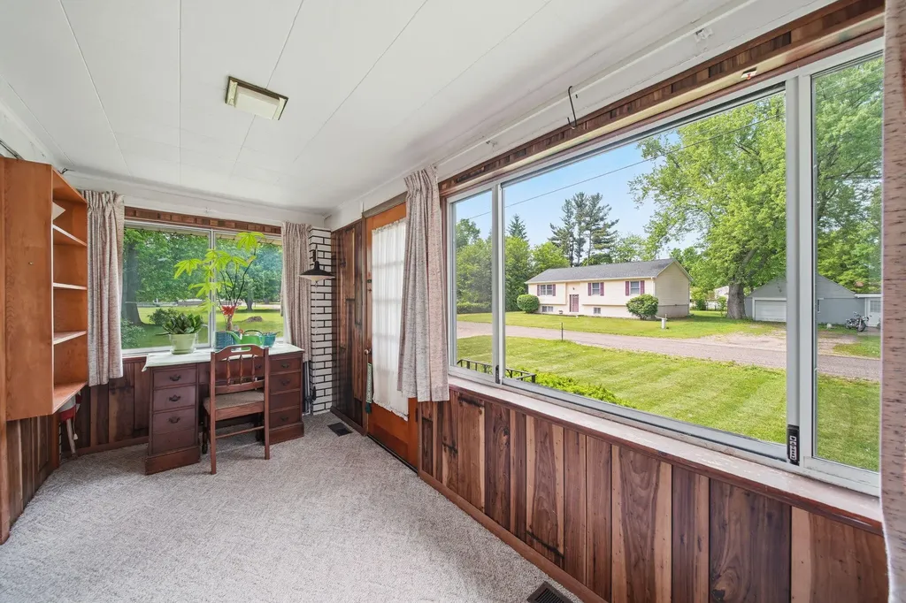 225 Center Court Napoleon Township MI 49201