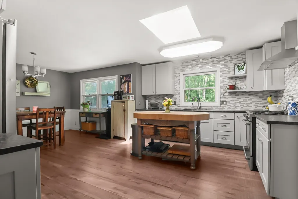 2728 Forest Lake Drive Summit Township MI 49203