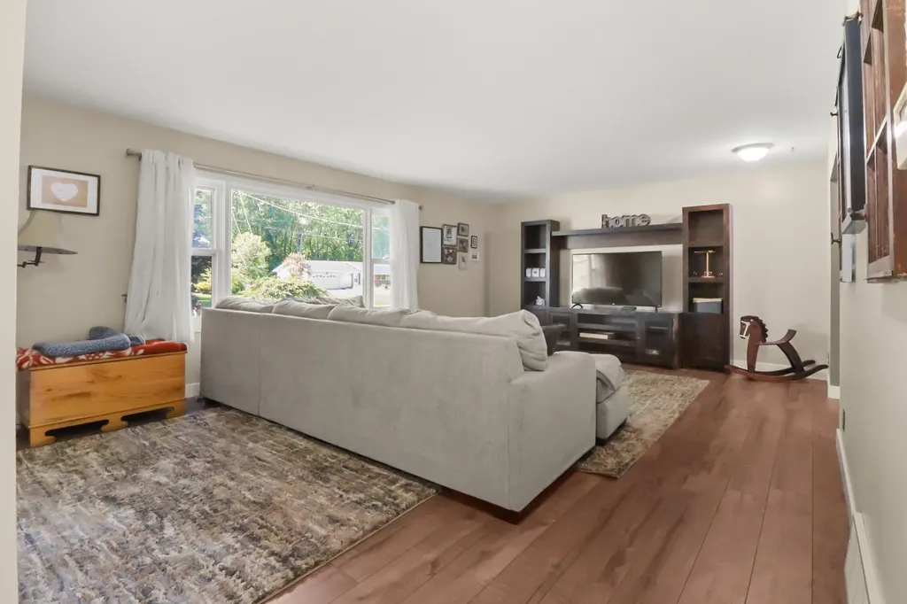 2728 Forest Lake Drive Summit Township MI 49203