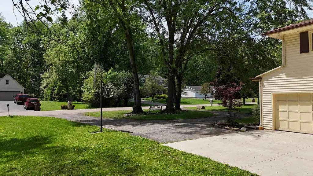2728 Forest Lake Drive Summit Township MI 49203