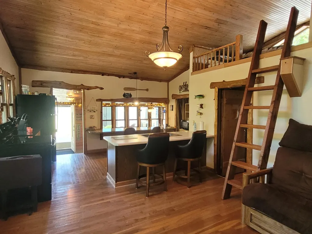 7517 Lake Drive Reading Township MI 49274