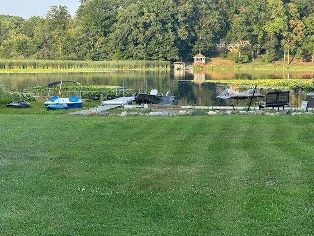 7517 Lake Drive Reading Township MI 49274