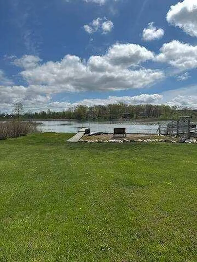 7517 Lake Drive Reading Township MI 49274