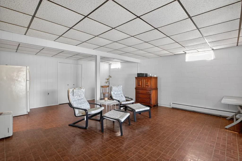 115 Kingsbury Drive Columbia Township MI 49230