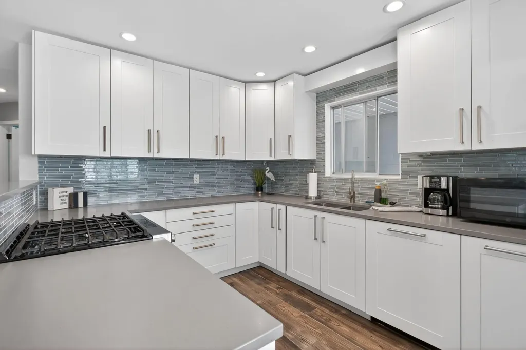 115 Kingsbury Drive Columbia Township MI 49230