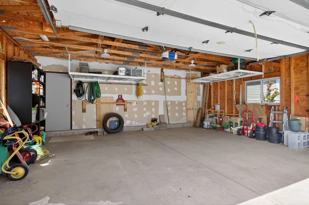 115 Kingsbury Drive Columbia Township MI 49230