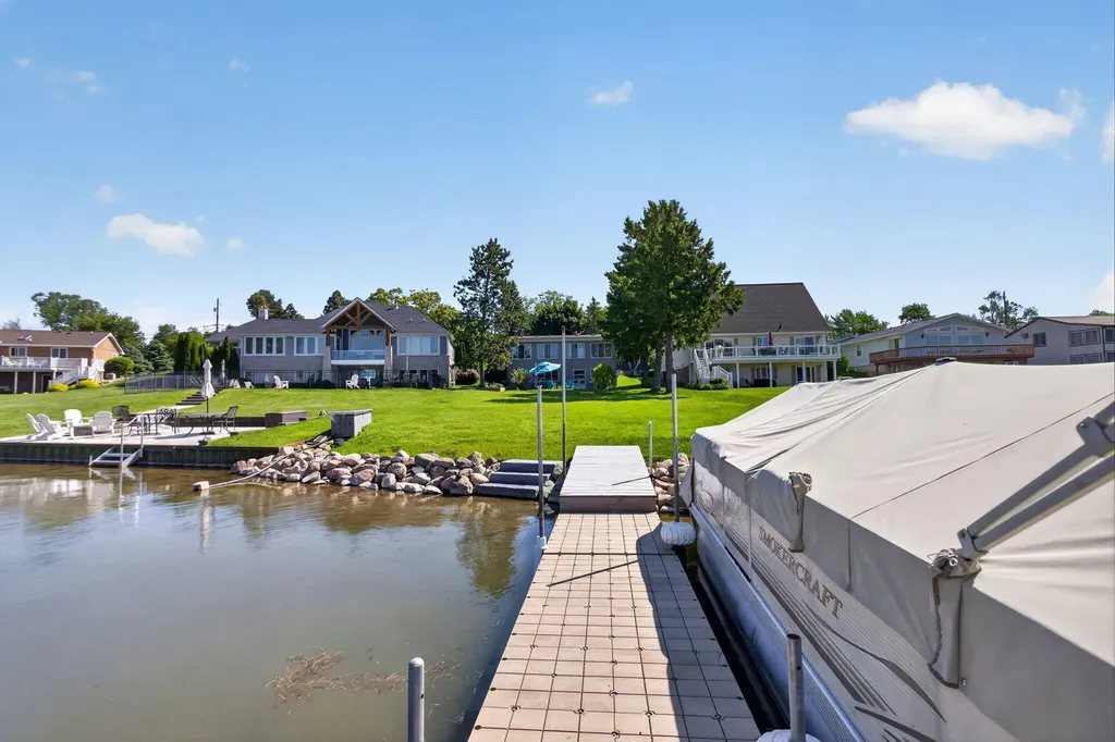 115 Kingsbury Drive Columbia Township MI 49230