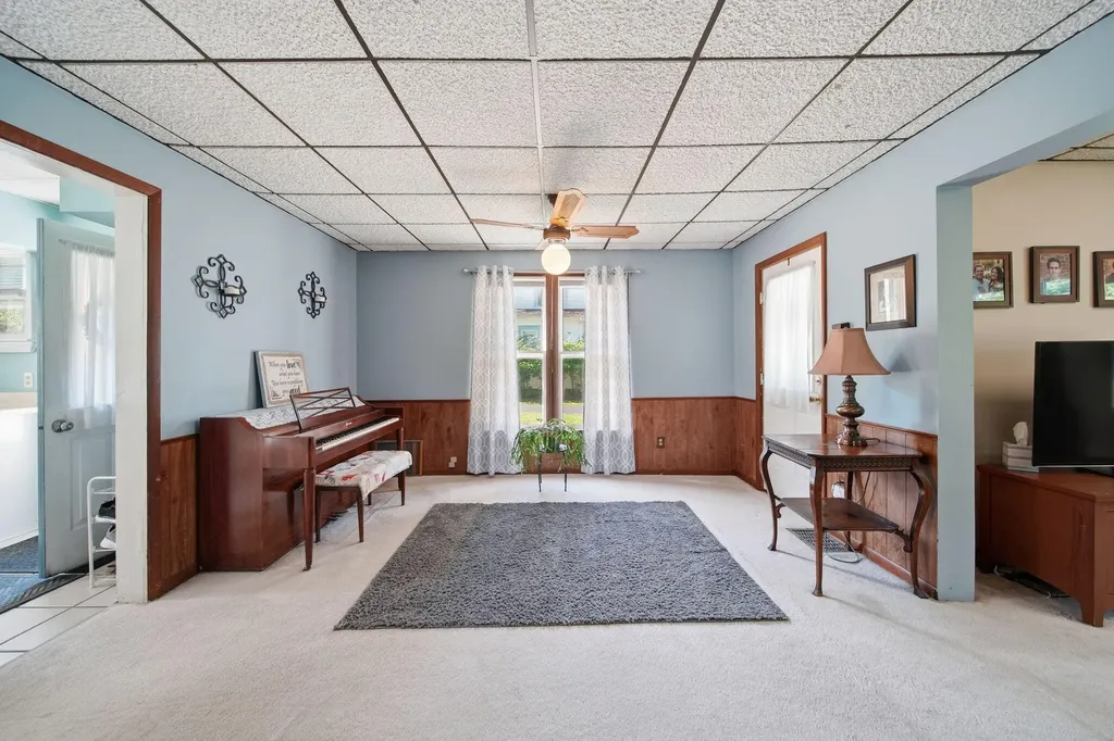 219 S Main Street Concord Village MI 49237