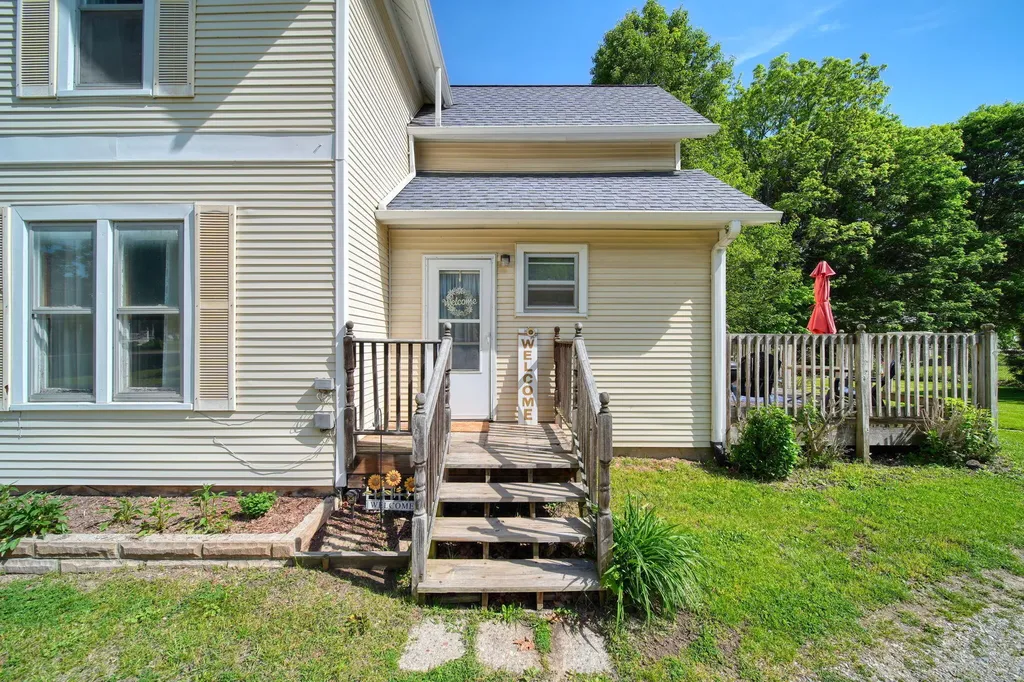 219 S Main Street Concord Village MI 49237