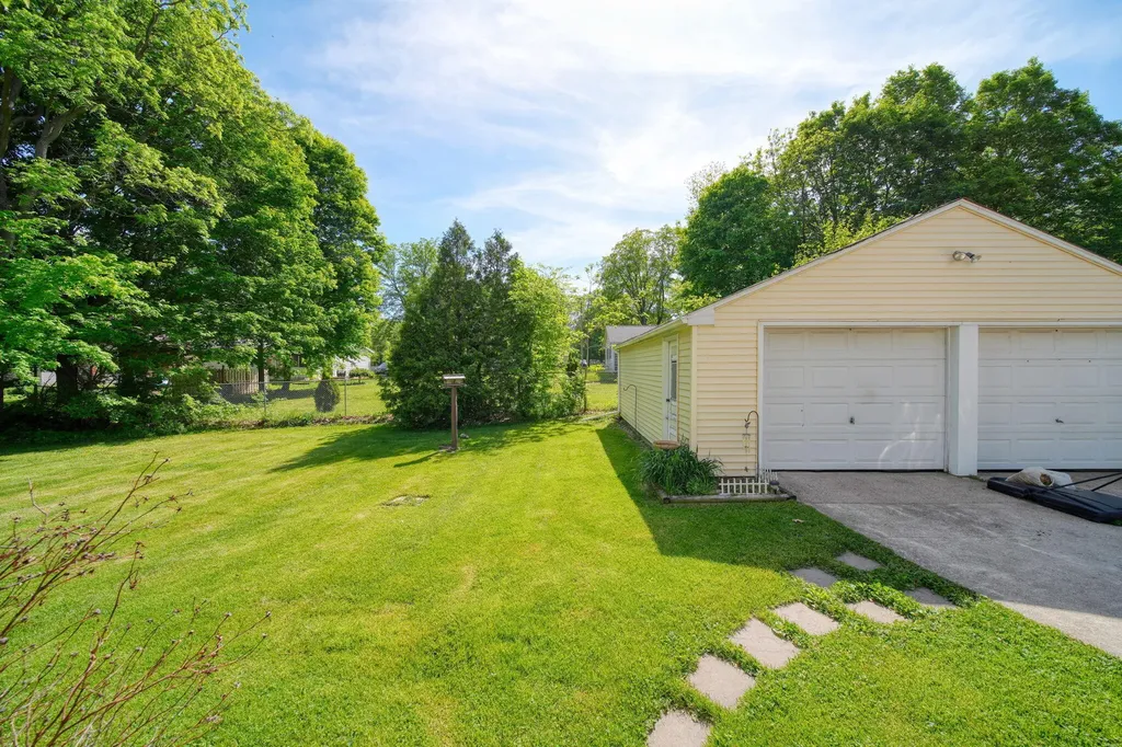 219 S Main Street Concord Village MI 49237