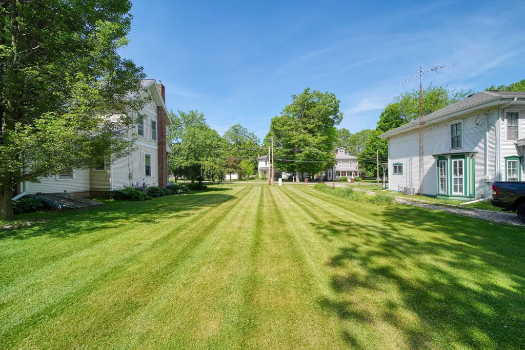 219 S Main Street Concord Village MI 49237