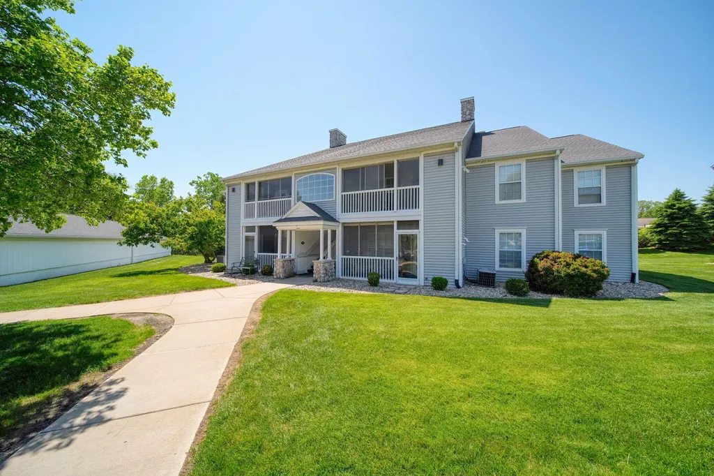 822 W Barrington Circle Summit Township MI 49203