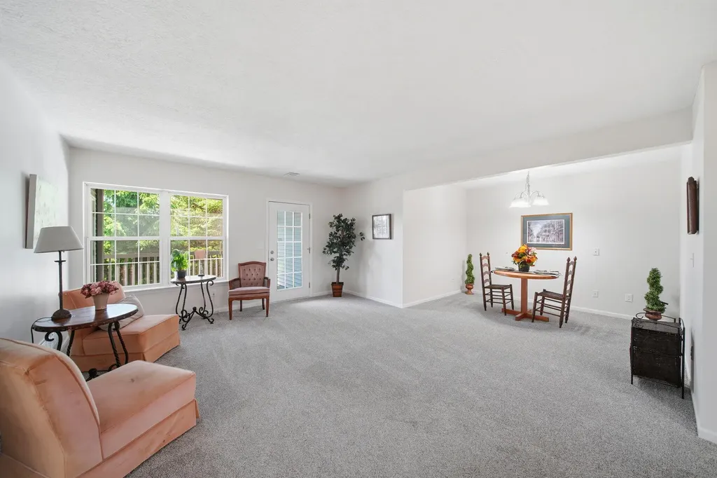822 W Barrington Circle Summit Township MI 49203