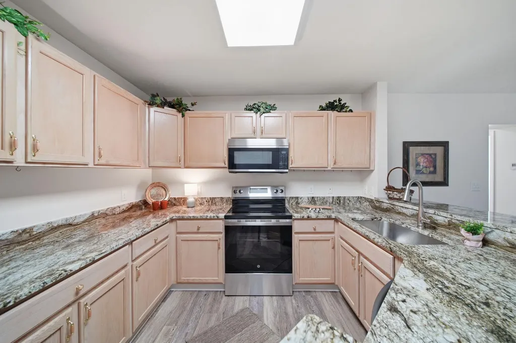 822 W Barrington Circle Summit Township MI 49203