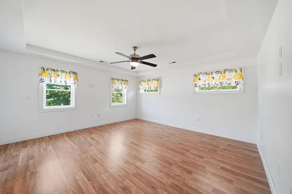 5206 Page Avenue Leoni Township MI 49201