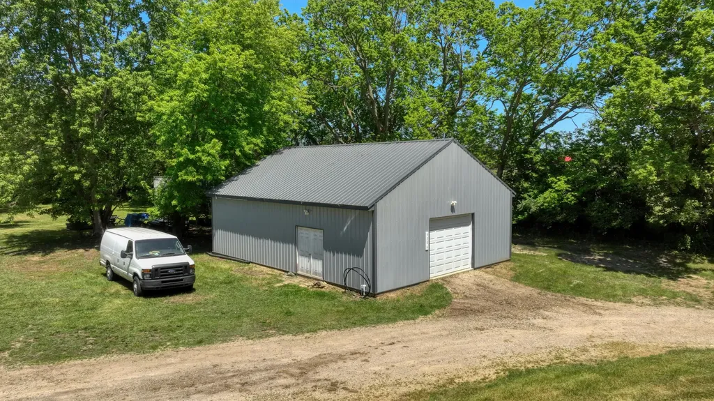 5206 Page Avenue Leoni Township MI 49201