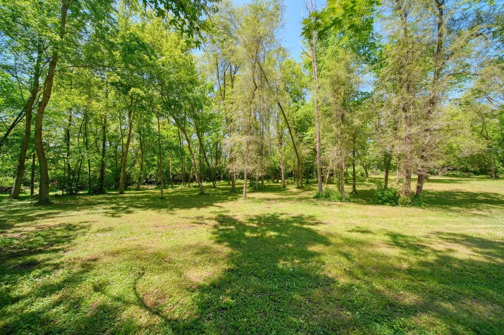 5206 Page Avenue Leoni Township MI 49201