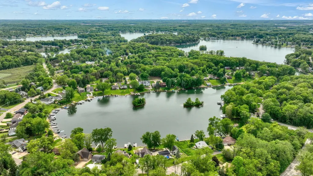 11901 Killarny Circle Somerset Township MI 49249