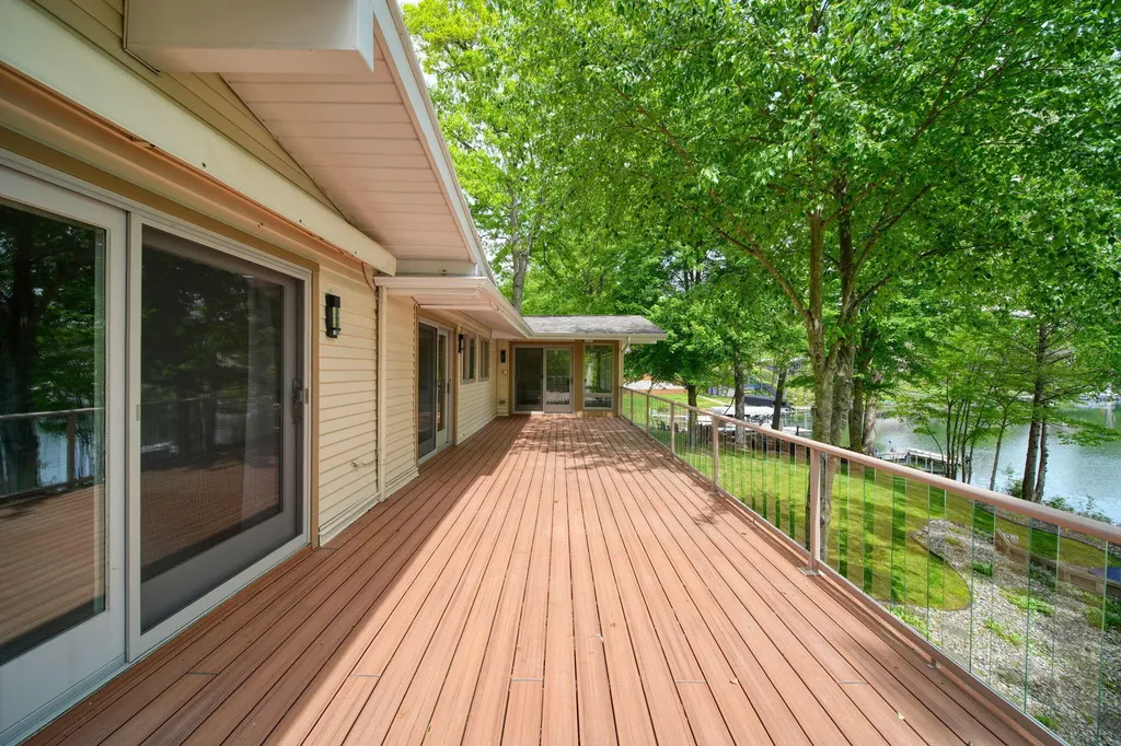 11901 Killarny Circle Somerset Township MI 49249