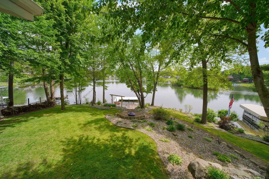 11901 Killarny Circle Somerset Township MI 49249