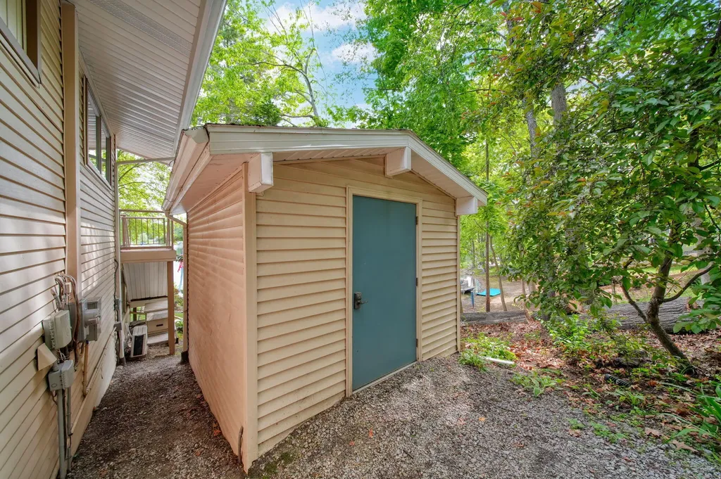 11901 Killarny Circle Somerset Township MI 49249