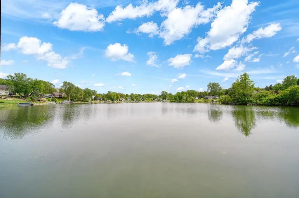 11901 Killarny Circle Somerset Township MI 49249