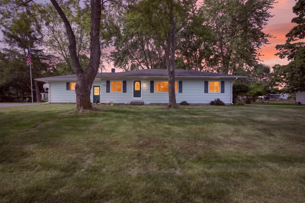 1653 Gary Paul Lane Summit Township MI 49203