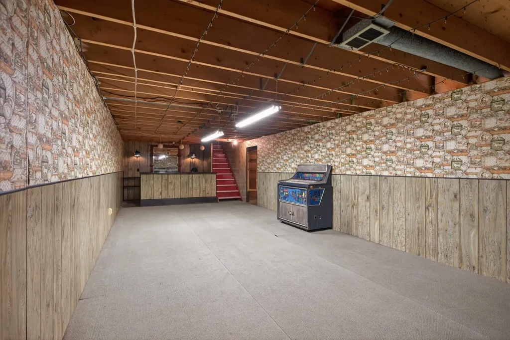 1653 Gary Paul Lane Summit Township MI 49203