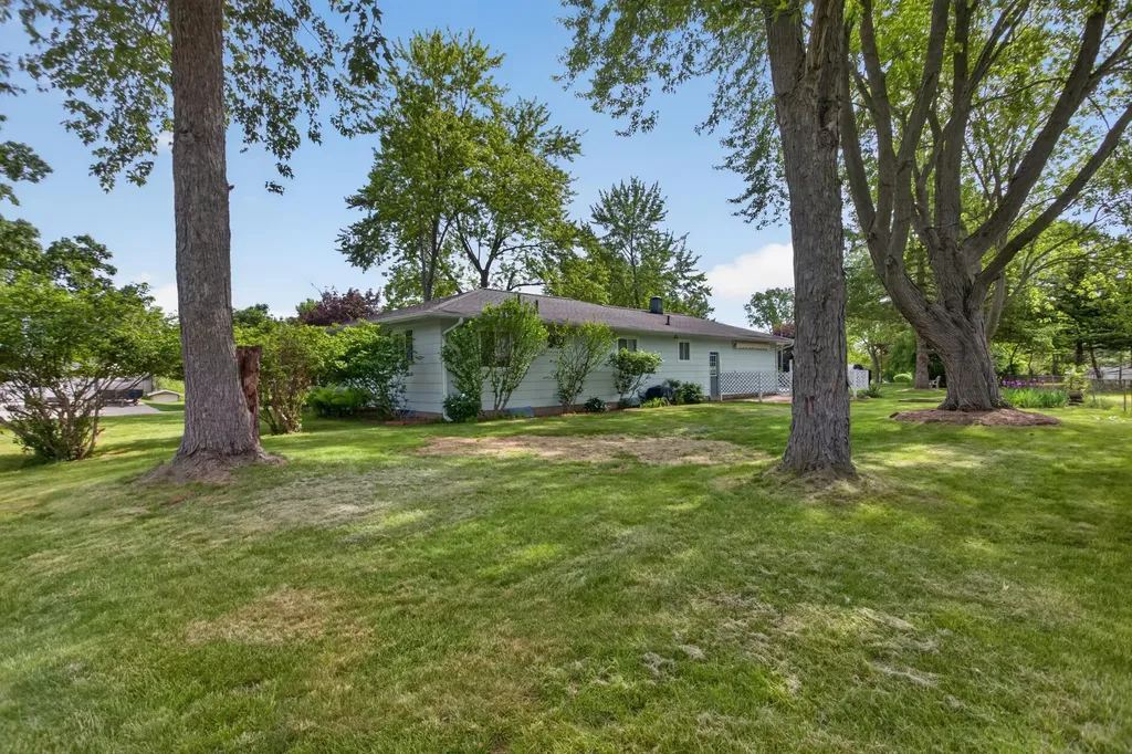 1653 Gary Paul Lane Summit Township MI 49203