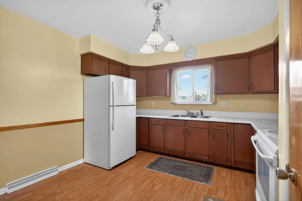 1653 Gary Paul Lane Summit Township MI 49203