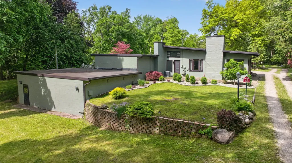 2934 Robinson Road Summit Township MI 49203