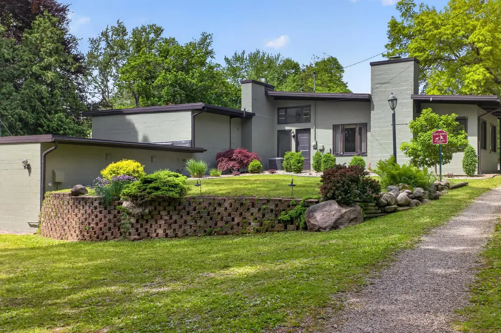 2934 Robinson Road Summit Township MI 49203