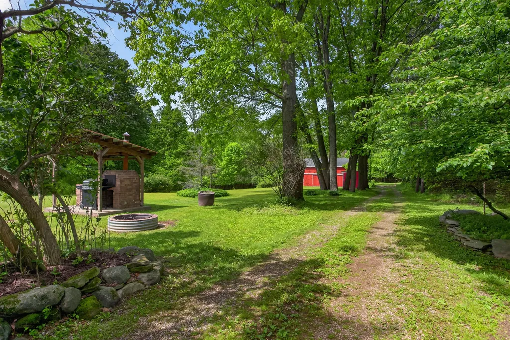 2934 Robinson Road Summit Township MI 49203