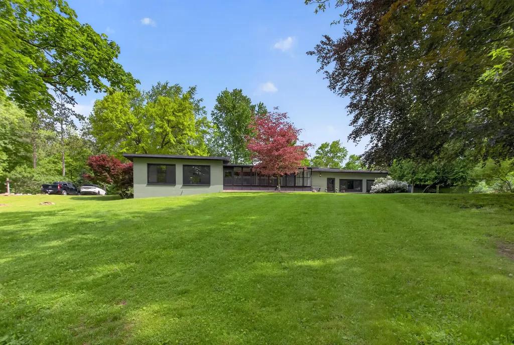 2934 Robinson Road Summit Township MI 49203